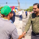 Supervisó Carlos Peña Ortiz bacheo en Rincón de las Flores