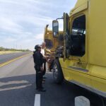 A través de operativo Heroínas y Héroes Paisanos, Guardia Estatal brinda asistencia en carreteras