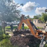 Atiende COMAPA fuga de agua potable en Riberas de Rancho Grande