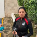 Madre de Dafne afirma que necropsia detectó agua en los pulmones; exige esclarecer la muerte de su hija