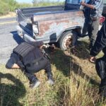 Guardia Estatal auxilia a adulto mayor varado en la Carretera Federal 180 durante operativo Héroes Paisanos
