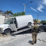 Retira Vigilancia Ambiental vehículos abandonados en la vía pública