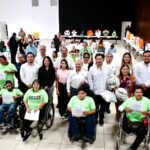 Entregan constancias de capacitación en autoempleo por curso de elaboración de piñatas